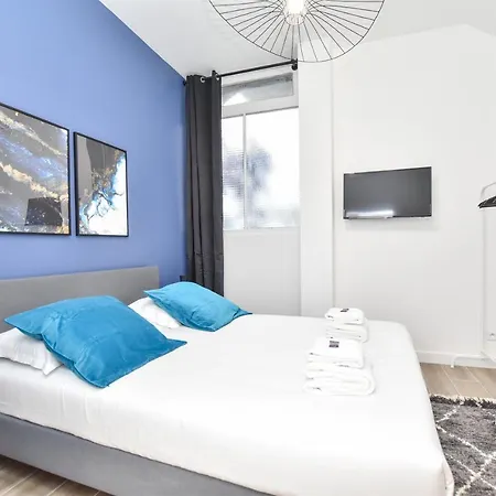Cmg Boulevard Voltaire / Pere Lachaise Apartment